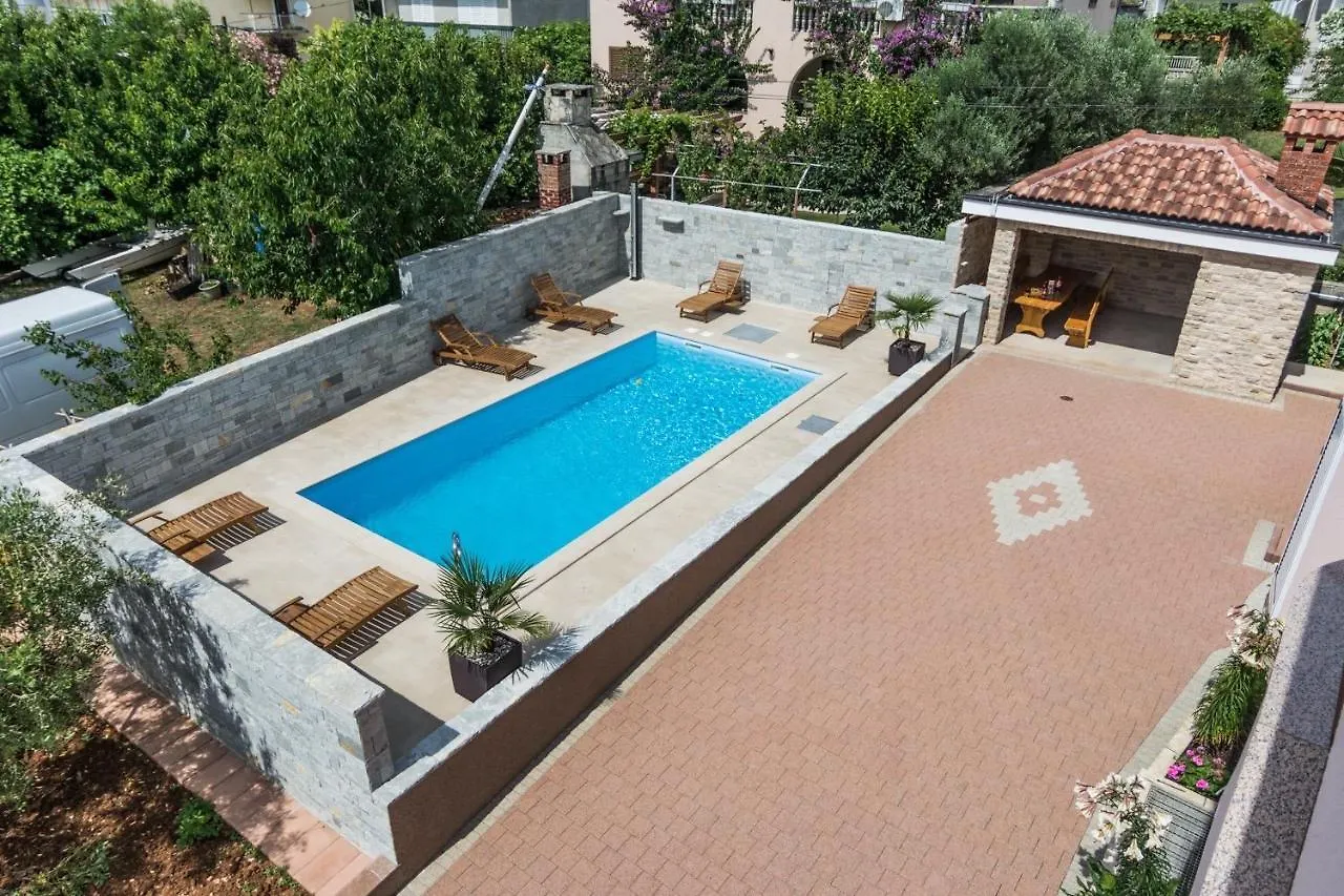 Aparthotel Apartments Basilea No. 2 Biograd Na Moru