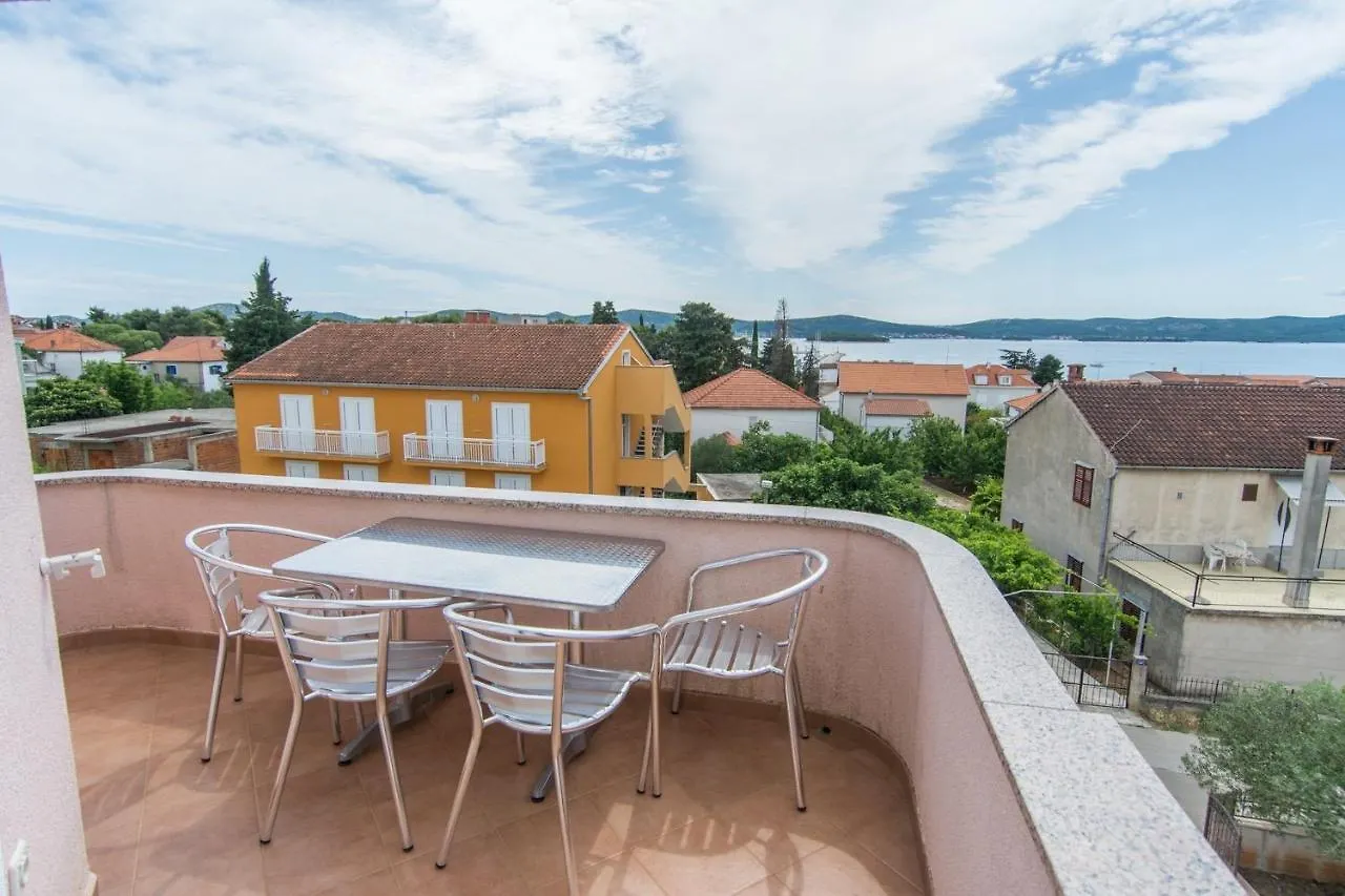 Апарт-отель Apartments Basilea No. 2 Биоград-на-Мору Хорватия