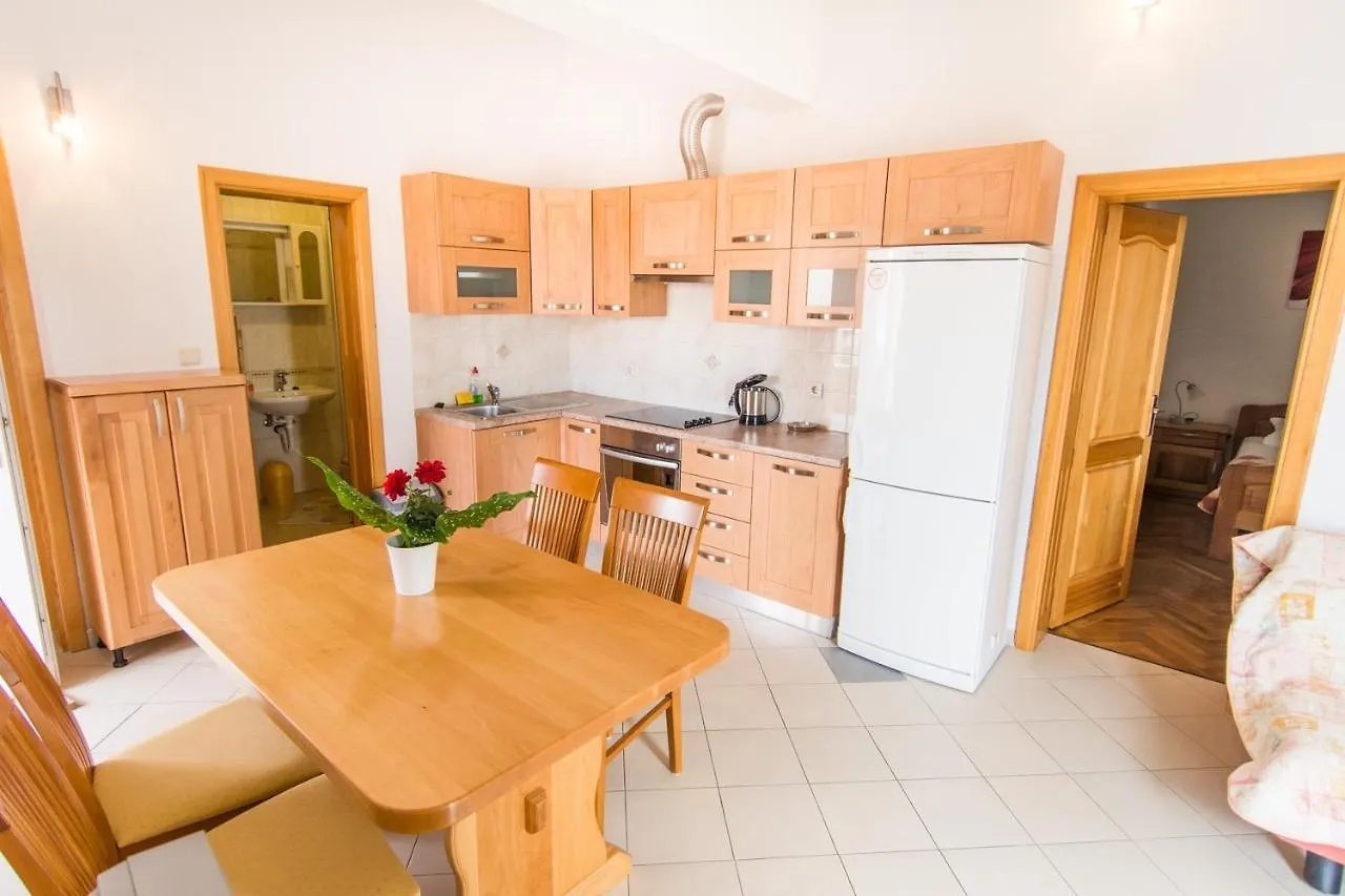Apartments Basilea No. 2 Biograd Na Moru